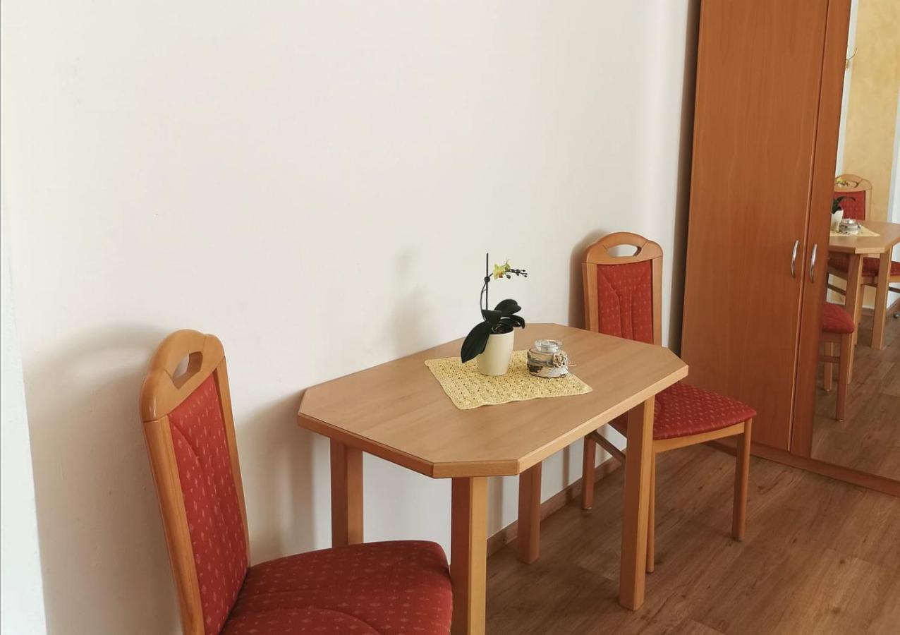 Gasthof Waldhof Dellach im Drautal Esterno foto